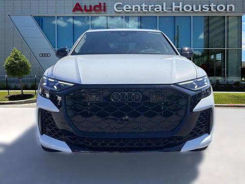 2025 Audi RS Q8 4.0T