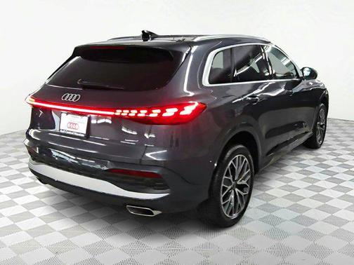 2025 Audi Q5 Premium Plus