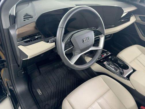 2025 Audi Q6 e-tron Premium