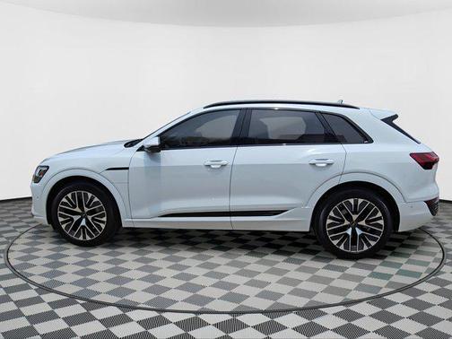 2024 Audi Q8 e-tron Premium Plus