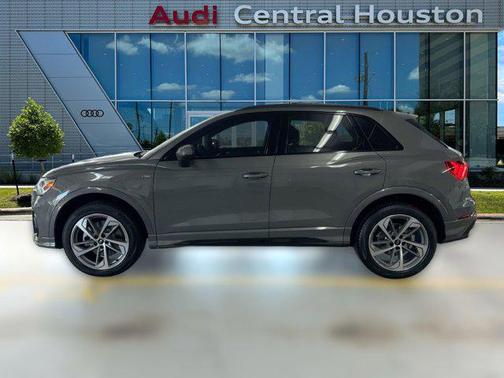 2025 Audi Q3 Premium 45 TFSI S line quattro Tiptronic