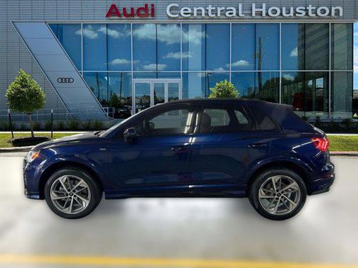 2025 Audi Q3 Premium 45 TFSI S line quattro Tiptronic