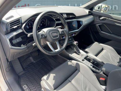 2023 Audi Q3 45 S line Premium Plus