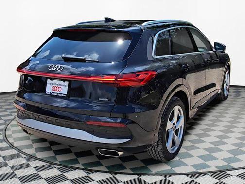 2025 Audi Q5 Prestige