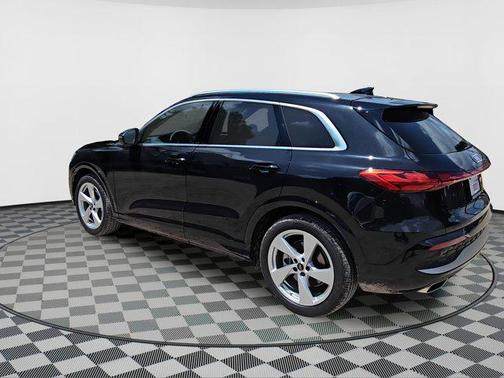 2025 Audi Q5 Prestige
