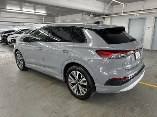 2025 Audi Q4 e-tron Premium 45 RWD