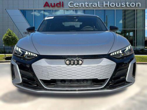 2023 Audi RS e-tron GT quattro