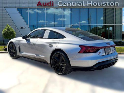 2023 Audi RS e-tron GT quattro