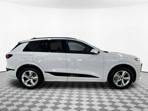 2025 Audi Q6 e-tron Premium