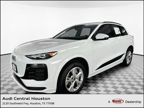 2025 Audi Q6 e-tron Premium