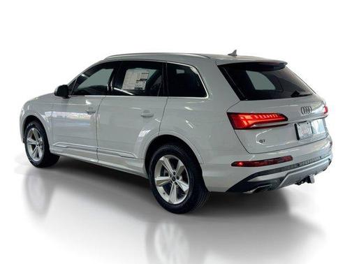 2026 Audi Q7 55 Premium