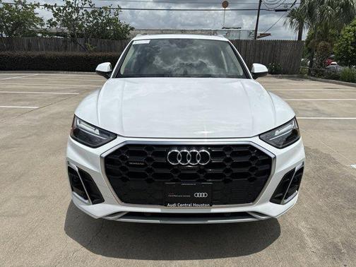 2023 Audi Q5 45 S line Premium Plus
