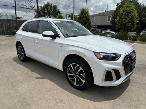 2023 Audi Q5 45 S line Premium Plus