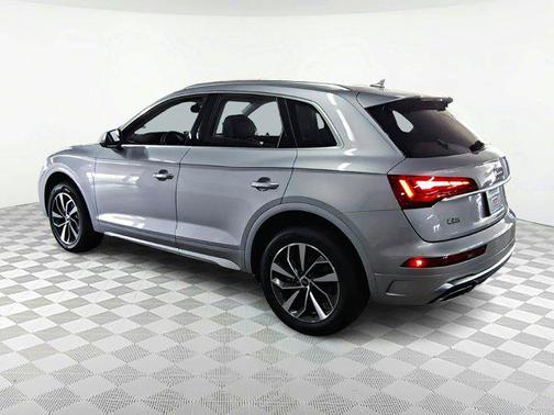 2024 Audi Q5 45 S line Premium