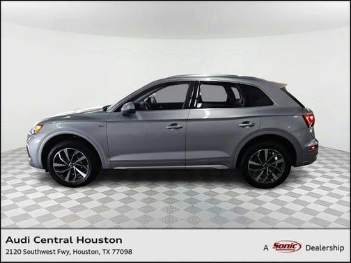 2024 Audi Q5 45 S line Premium