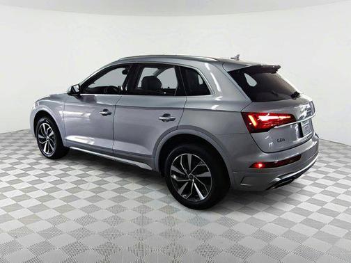 2024 Audi Q5 45 S line Premium