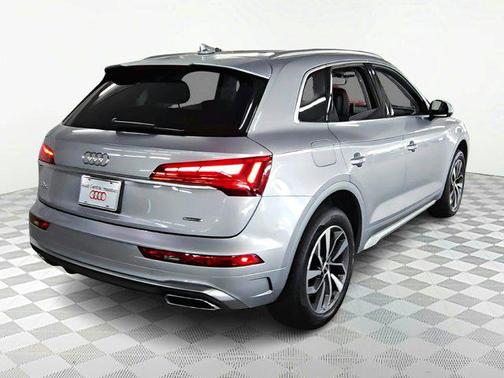2024 Audi Q5 45 S line Premium