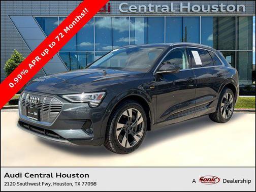 2021 Audi e-tron Premium