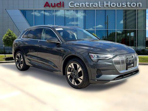 2021 Audi e-tron Premium
