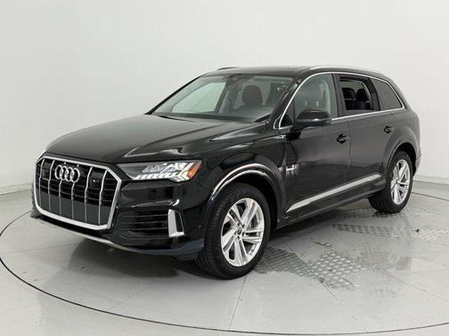 2024 Audi Q7 55 Premium Plus