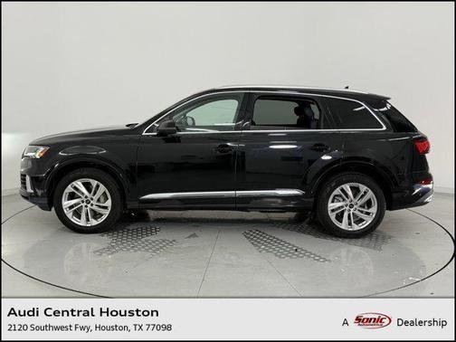 2024 Audi Q7 55 Premium Plus
