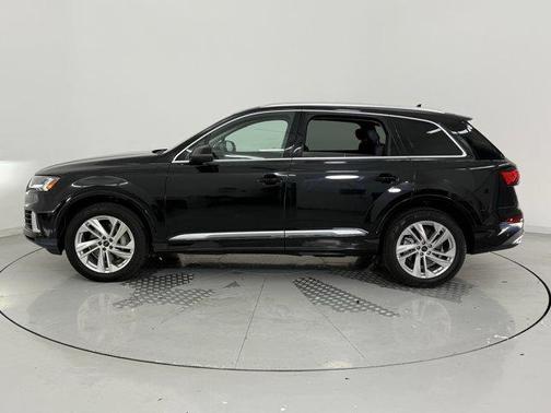 2024 Audi Q7 55 Premium Plus