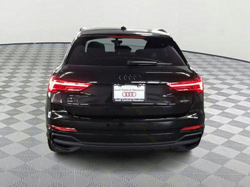 2025 Audi Q3 45 S line Premium Plus