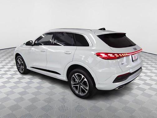 2025 Audi Q5 Premium
