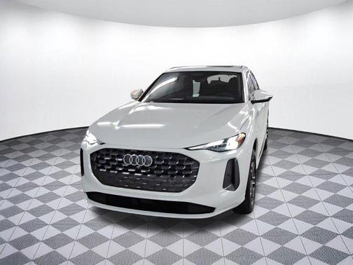 2025 Audi Q5 Premium