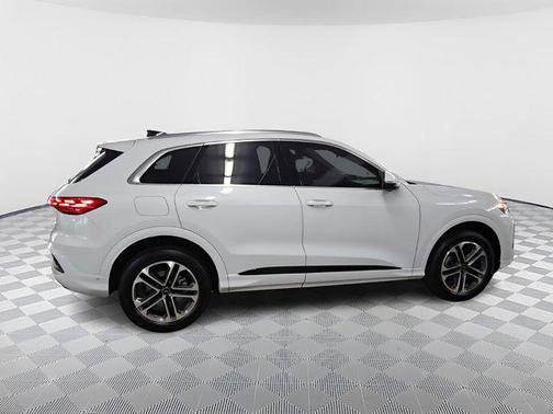 2025 Audi Q5 Premium