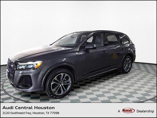 2025 Audi Q7 45 Premium Plus