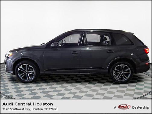 2025 Audi Q7 45 Premium Plus