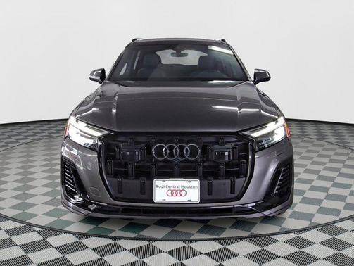 2025 Audi Q7 45 Premium Plus