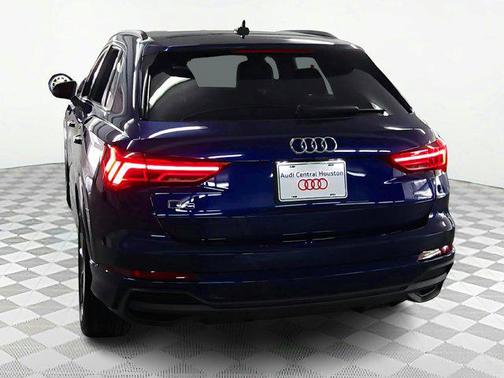 2024 Audi Q3 Premium 45 TFSI S line quattro Tiptronic