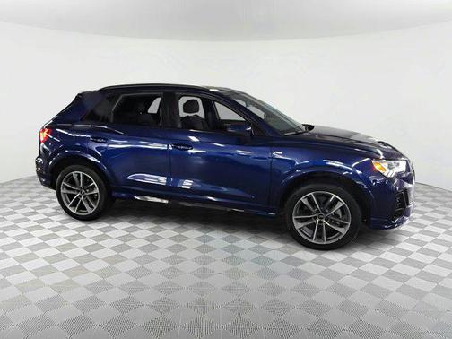 2024 Audi Q3 Premium 45 TFSI S line quattro Tiptronic