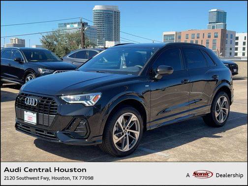 2025 Audi Q3 Premium 45 TFSI S line quattro Tiptronic