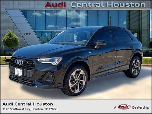 2025 Audi Q3 Premium 45 TFSI S line quattro Tiptronic