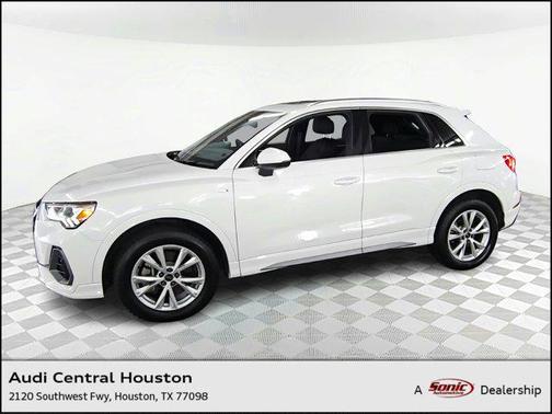 2024 Audi Q3 45 S line Premium Plus