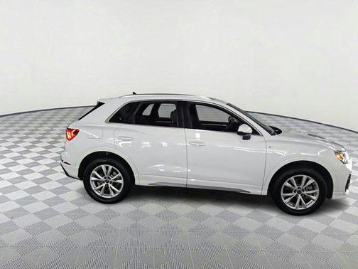 2024 Audi Q3 45 S line Premium Plus