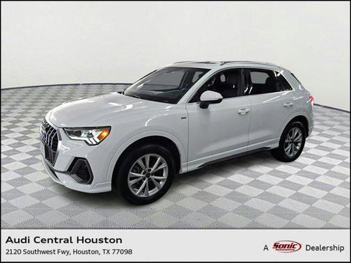 2024 Audi Q3 45 S line Premium Plus