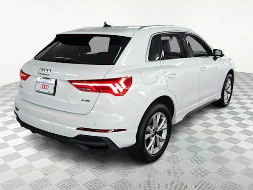 2024 Audi Q3 45 S line Premium Plus