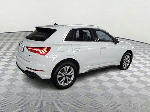 2024 Audi Q3 45 S line Premium Plus
