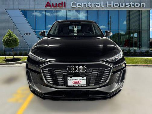 2025 Audi Q6 e-tron Premium Plus
