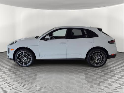 White 2021 Porsche Macan Macan