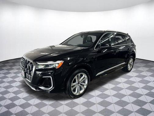 2025 Audi Q7 55 Premium Plus