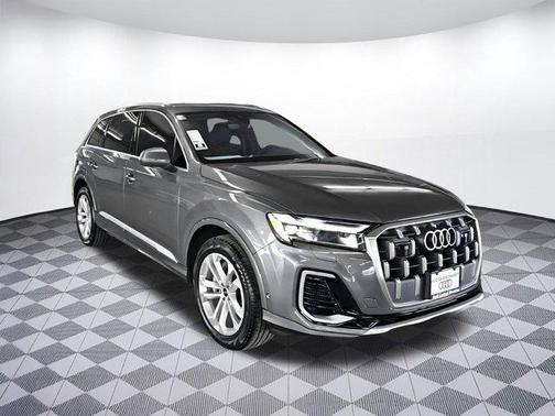 2025 Audi Q7 55 Premium Plus