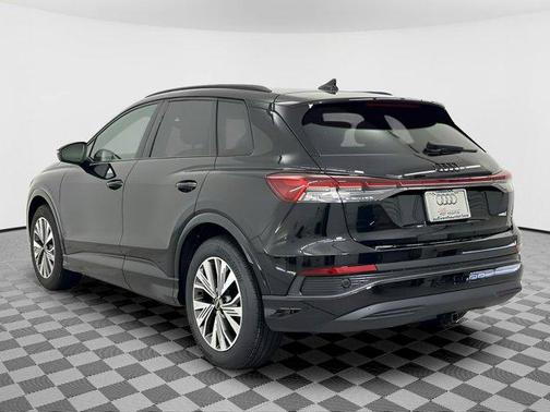 2025 Audi Q4 e-tron Premium 45 RWD