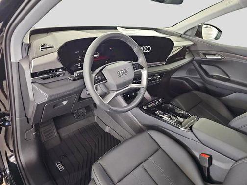 2025 Audi Q6 e-tron Premium quattro