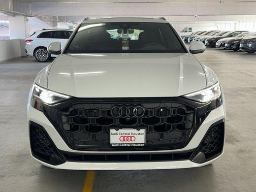 2026 Audi Q8 55 Premium Plus