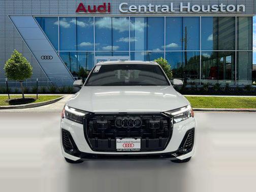 2026 Audi Q7 55 Premium